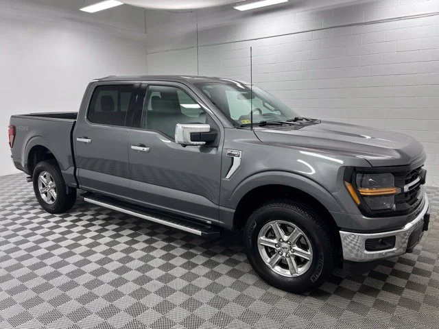 Used 2024 Gray Ford XLT image 4