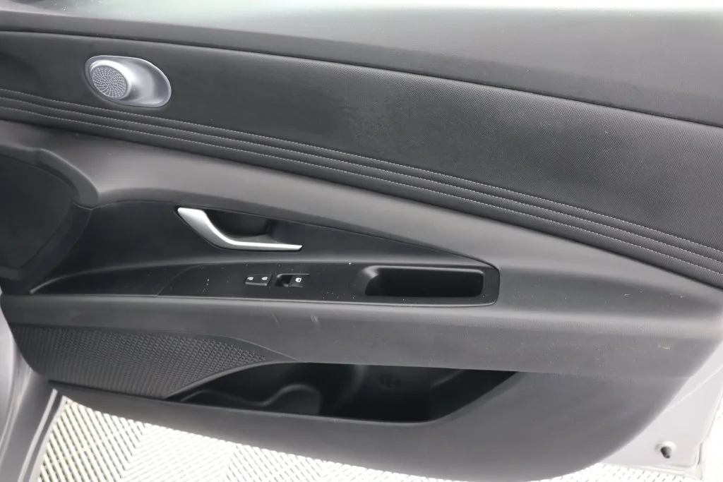 Used 2025 Fluid Metal Hyundai SEL Convenience image 29