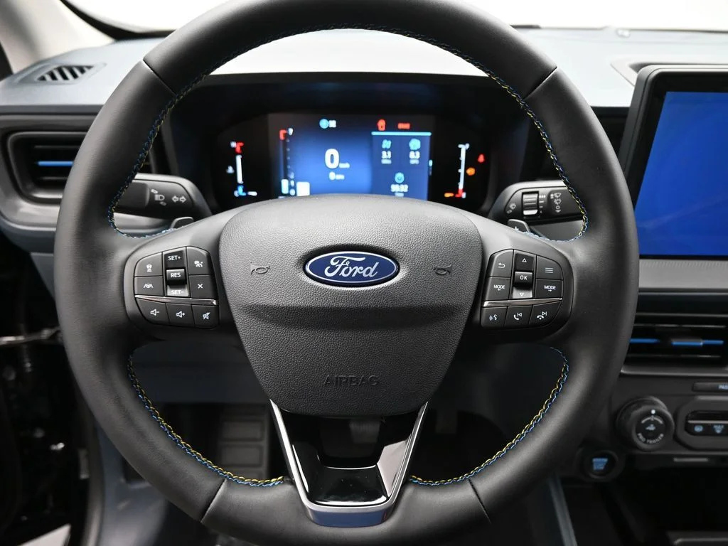 New 2026 Shadow Black Ford Lobo High image 12