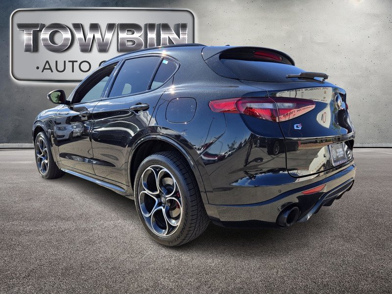 Used 2022 Vulcano Black Metallic Alfa Romeo VELOCE AWD image 7