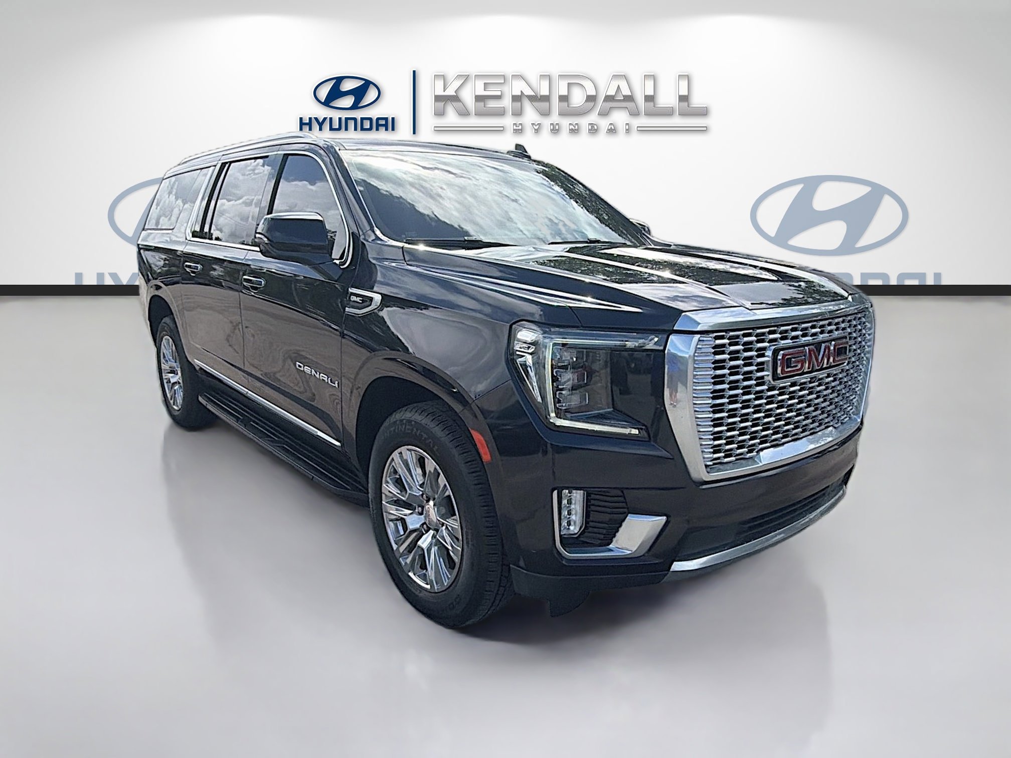 2022 GMC Yukon Denali AWD's photo