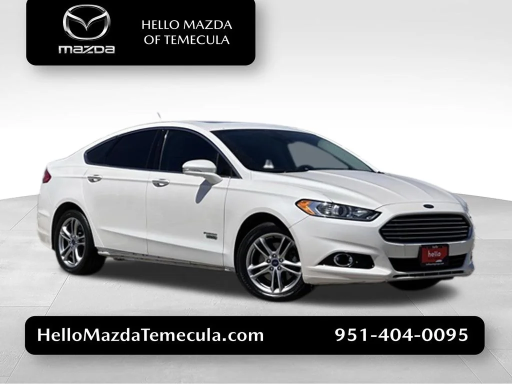 2016 Ford Fusion Plug-In Hybrid Titanium's photo