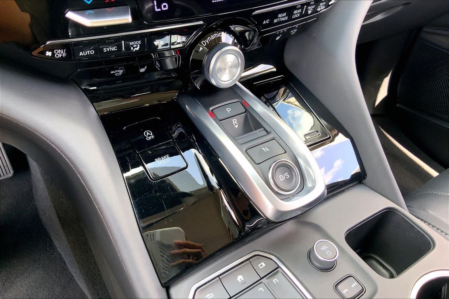 Used 2023 Phantom Violet Pearl Acura w/Technology Package image 31