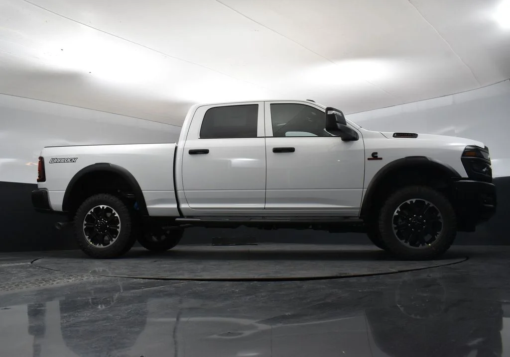 New 2026 Bright White Clearcoat RAM Tradesman image 29