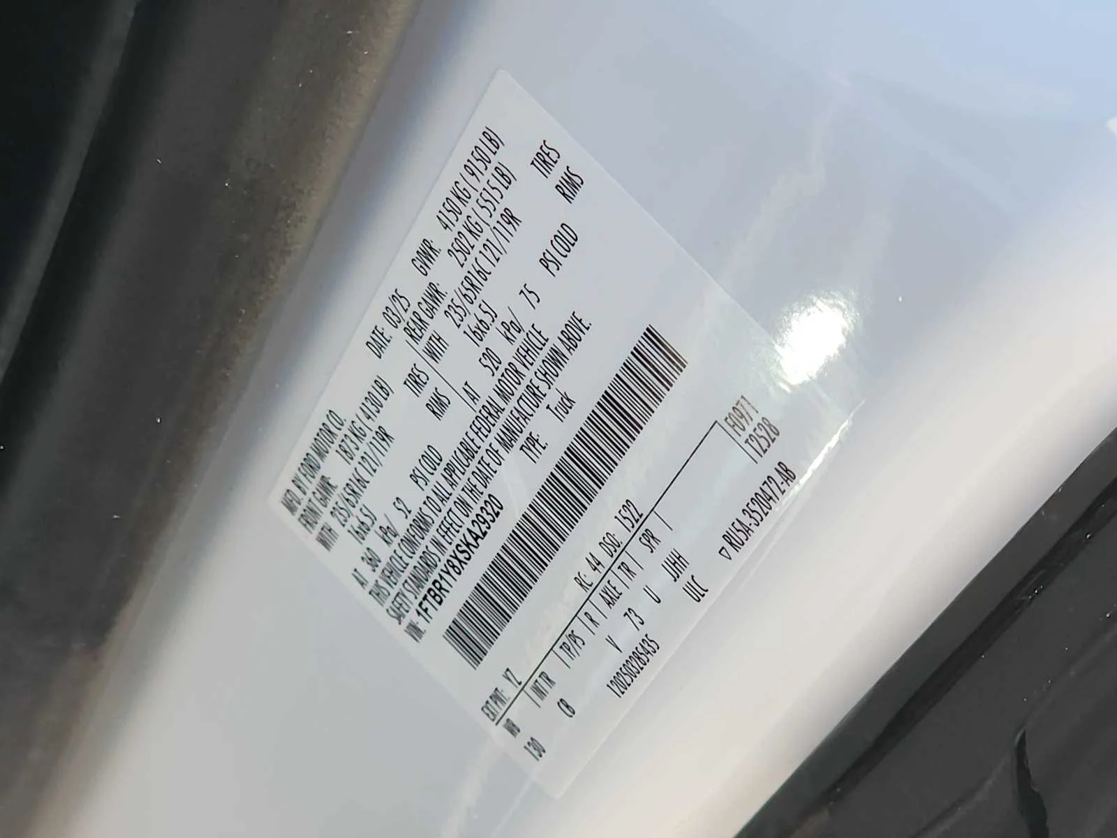 Used 2025 White Ford  image 25
