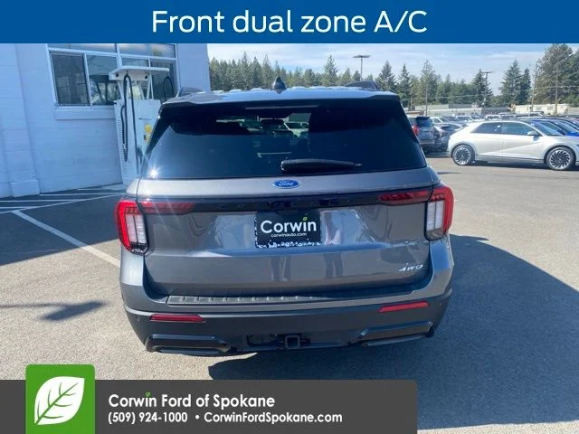 Used 2025 Gray Ford ST-Line image 5