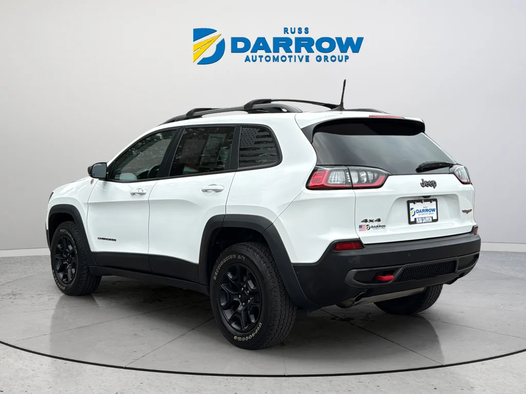 Used 2021 White Jeep Trailhawk image 3