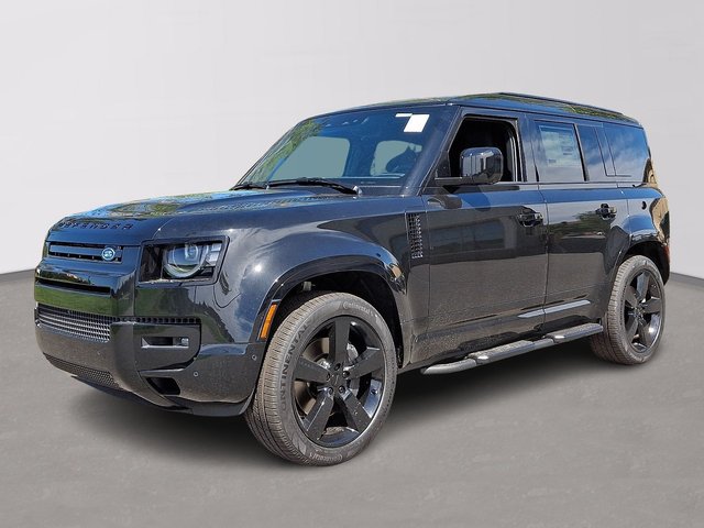 2026 Land Rover Defender 110 