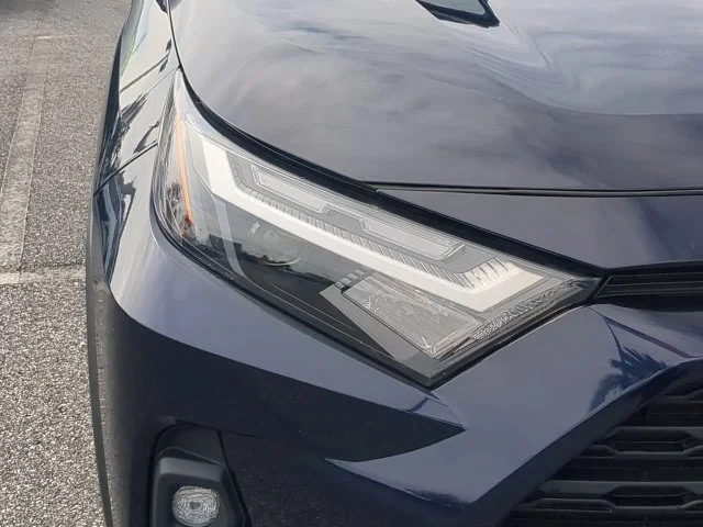 Certified Used 2023  Toyota XLE Premium image 10