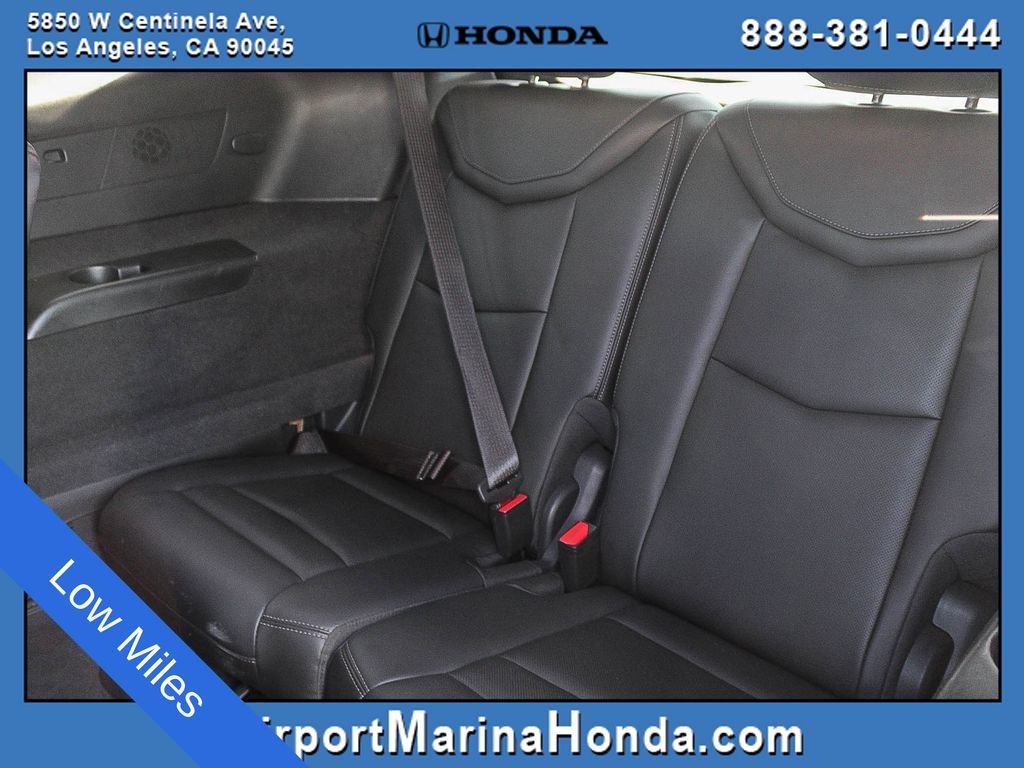 Used 2021 Wilder Metallic Cadillac Premium Luxury image 25