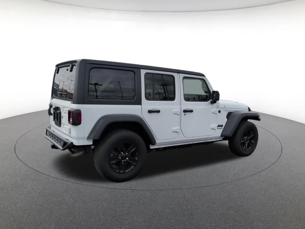 Certified Used 2020 White Jeep Unlimited Sport Altitude image 6