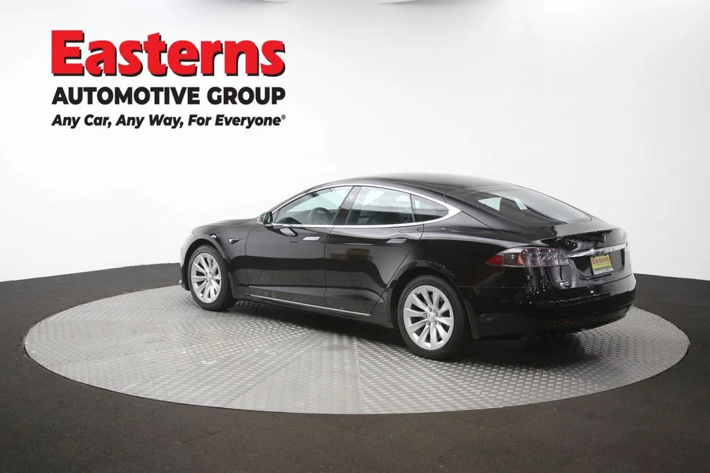 Used 2018 Black Tesla 75D image 61
