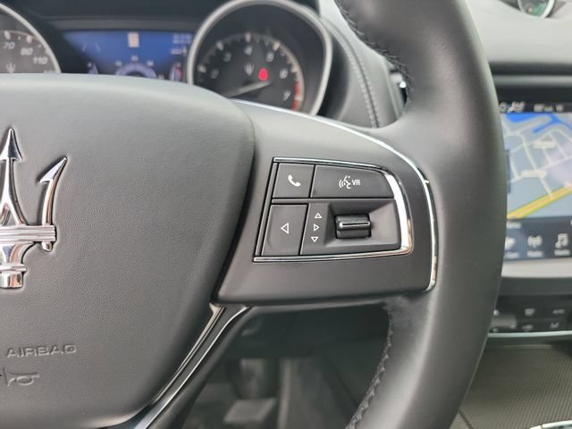 Used 2019 Nero Maserati Base image 35