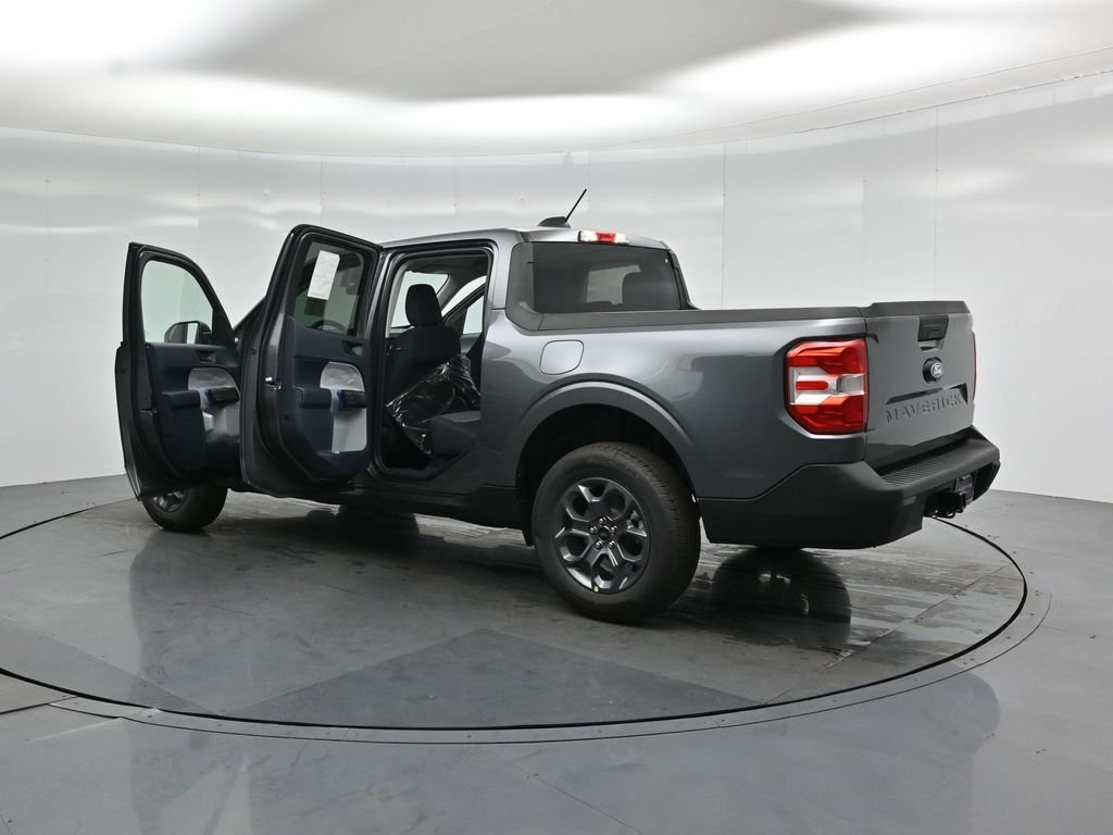 New 2026 Carbonized Gray Metallic Ford XLT image 30