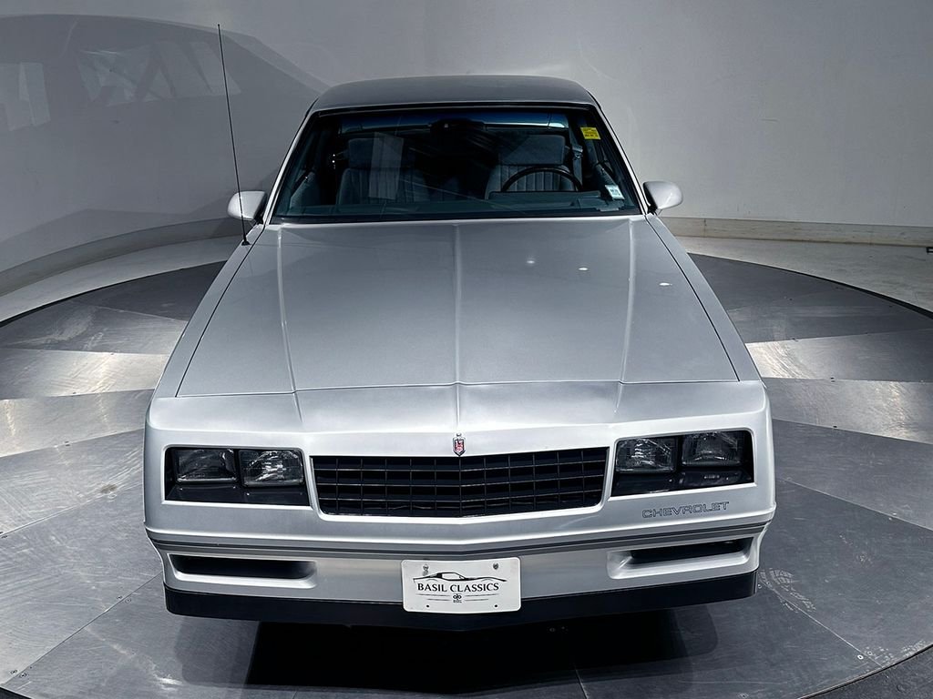 Used 1987 Gray Chevrolet  image 19