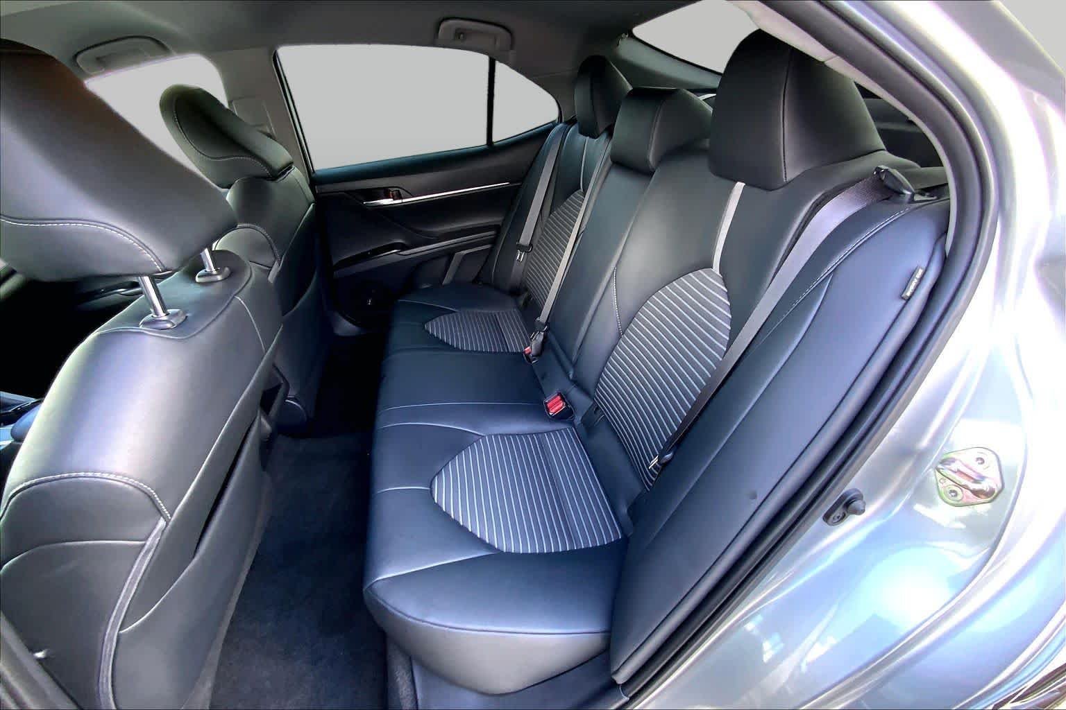 Used 2019 Celestial Silver Metallic Toyota SE image 20