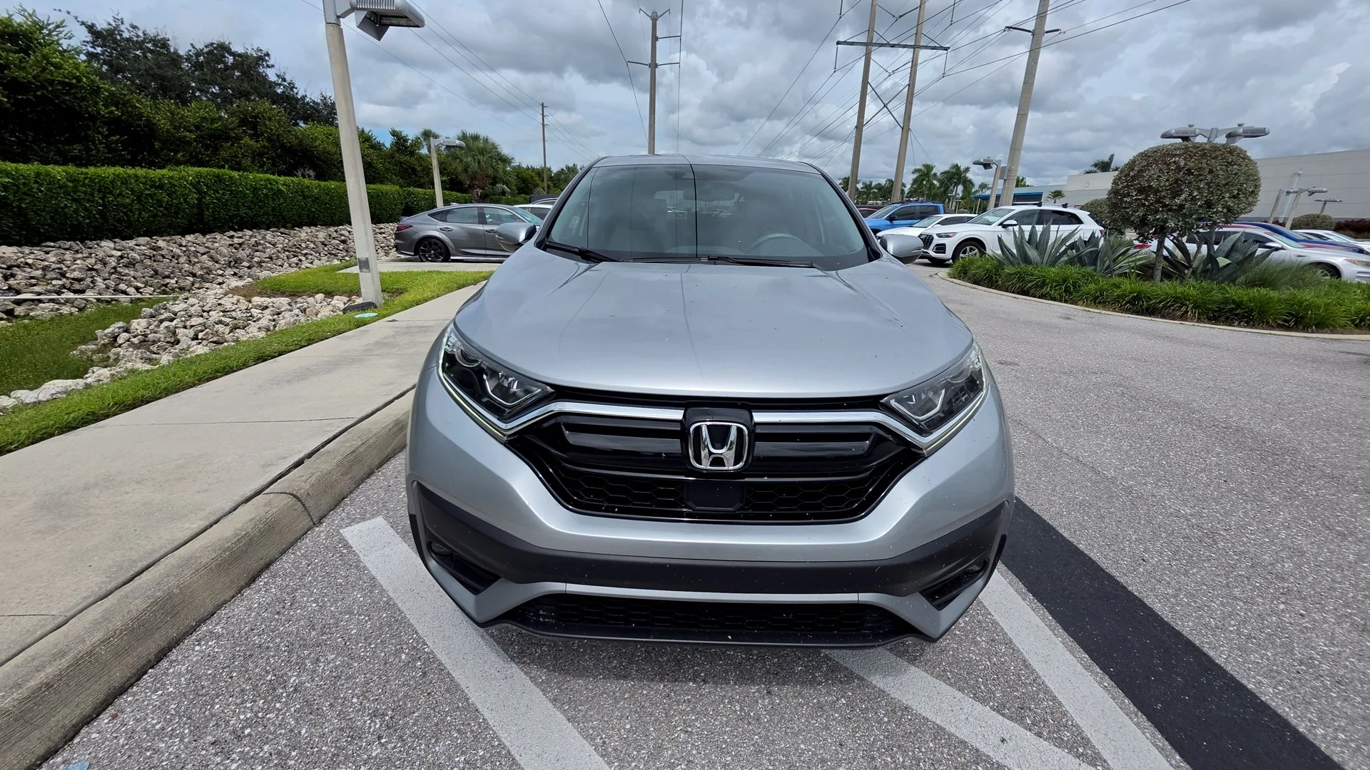 Certified Used 2020 Lunar Silver Metallic Honda EX-L image 2