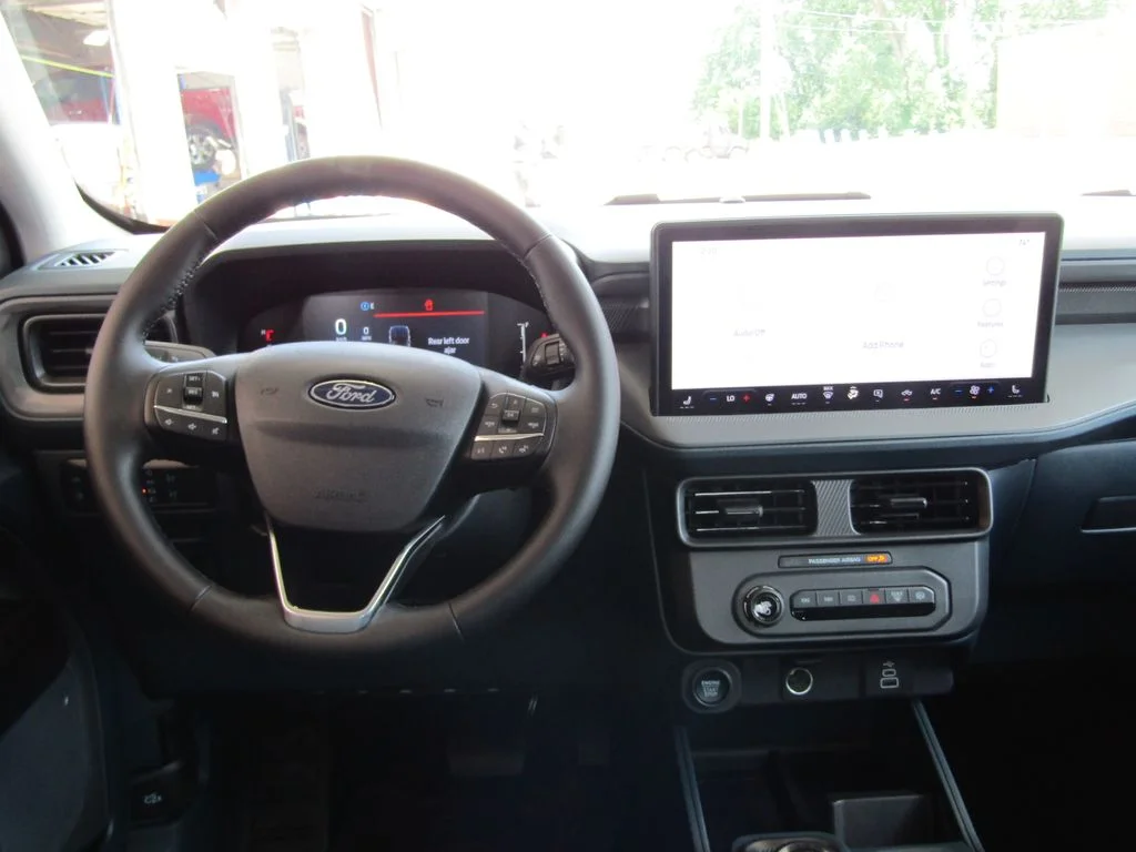 New 2026 Carbonized Gray Metallic Ford XLT image 5