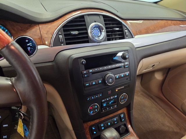 Used 2011 White Buick CXL image 21