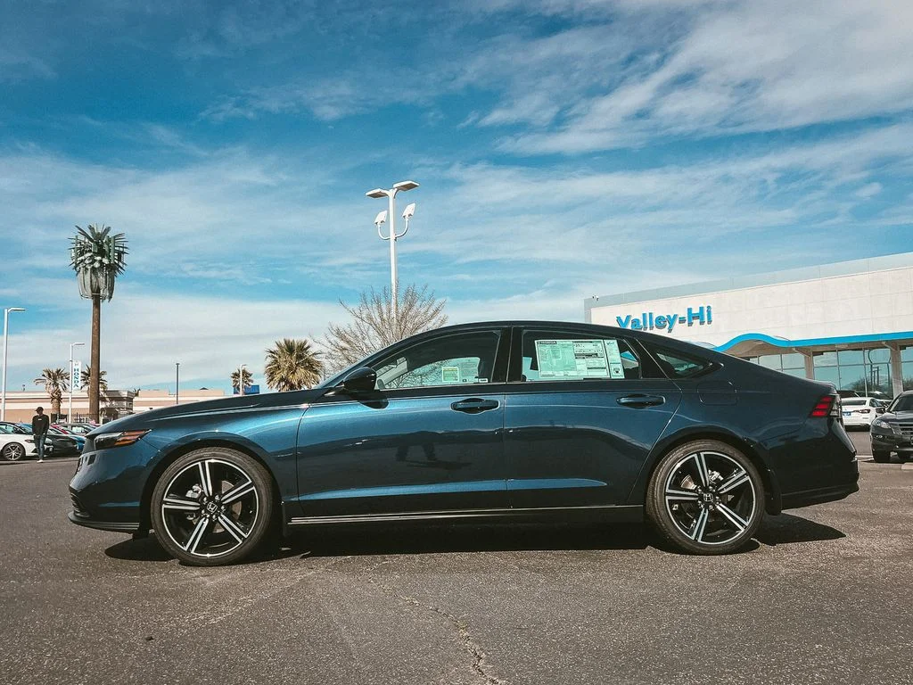 New 2026 Canyon River Blue Metallic Honda SE image 6