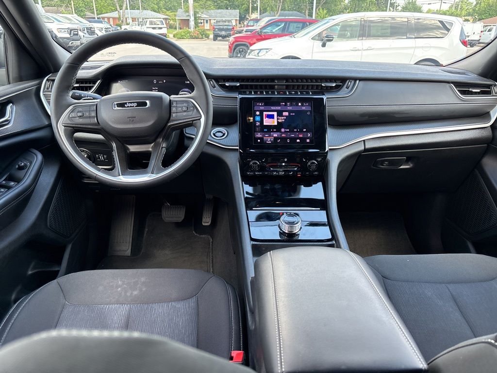Certified Used 2025 White Jeep Laredo X image 20