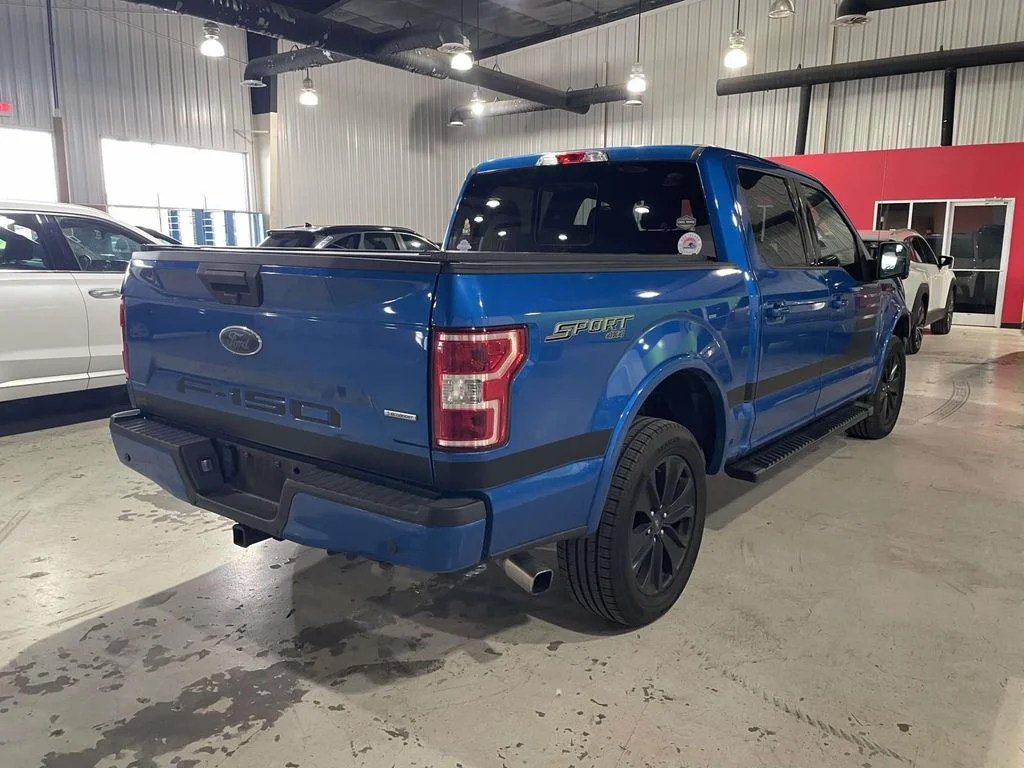Used 2020 Blue Ford XLT image 6