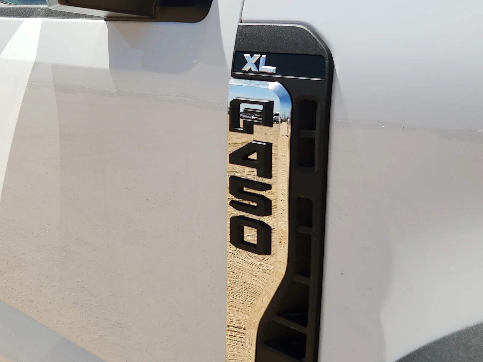 New 2026 Oxford White Ford F-450® XL image 10