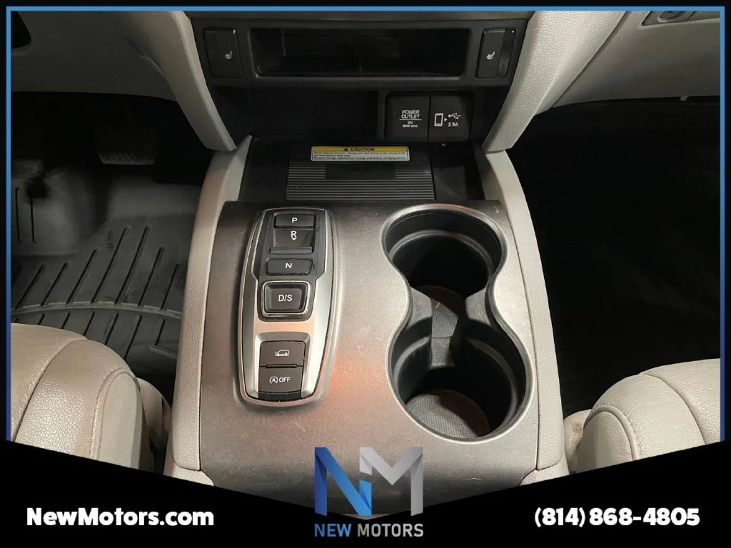 Used 2022  Honda Special Edition image 11