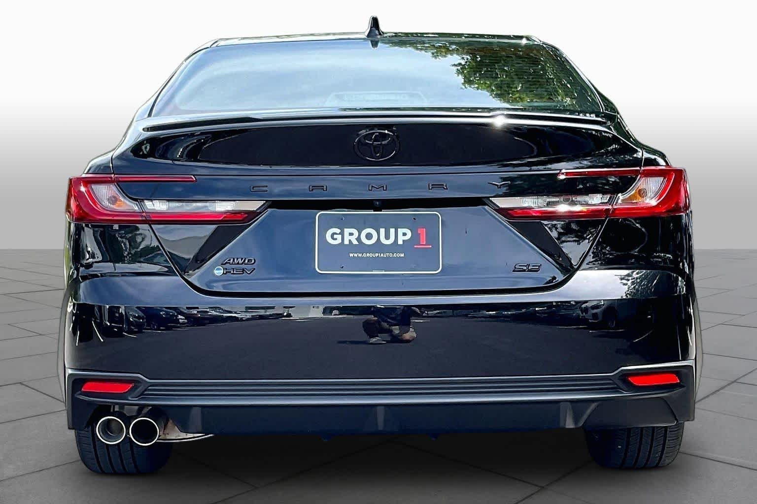 Used 2025 Midnight Black Metallic Toyota SE image 4
