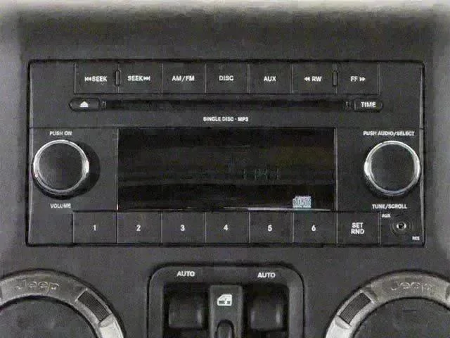 Used 2010 Silver Jeep Unlimited Sahara image 10
