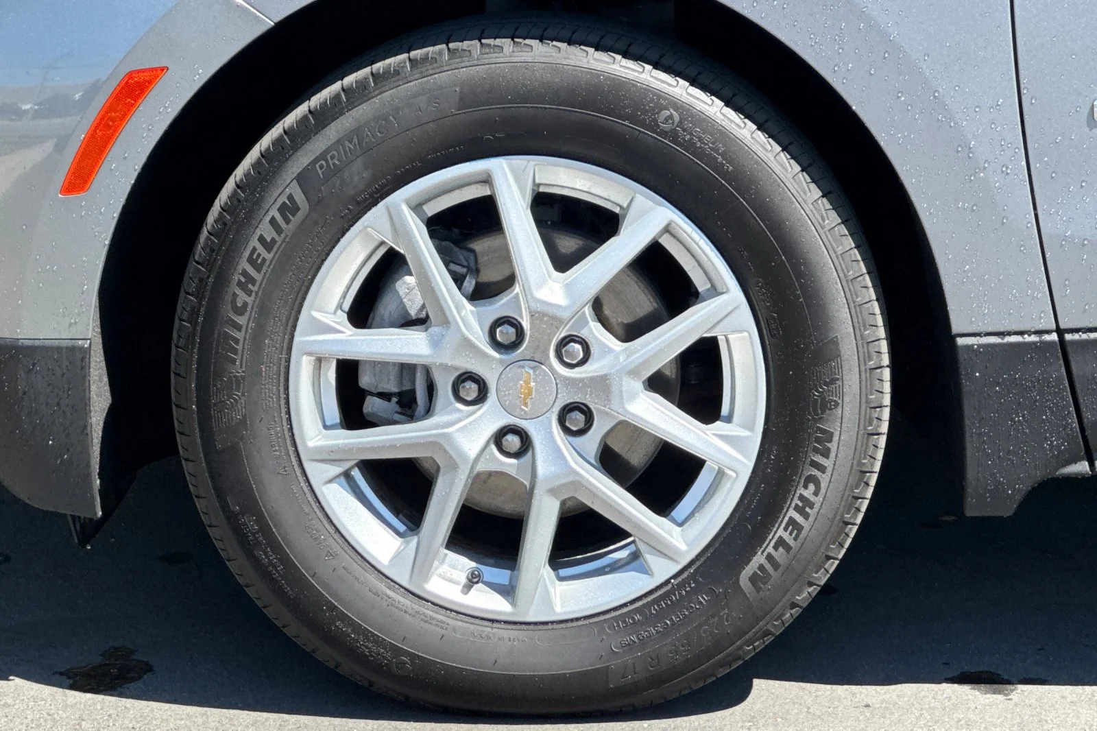 Used 2024 Sterling Gray Metallic Chevrolet LT image 25