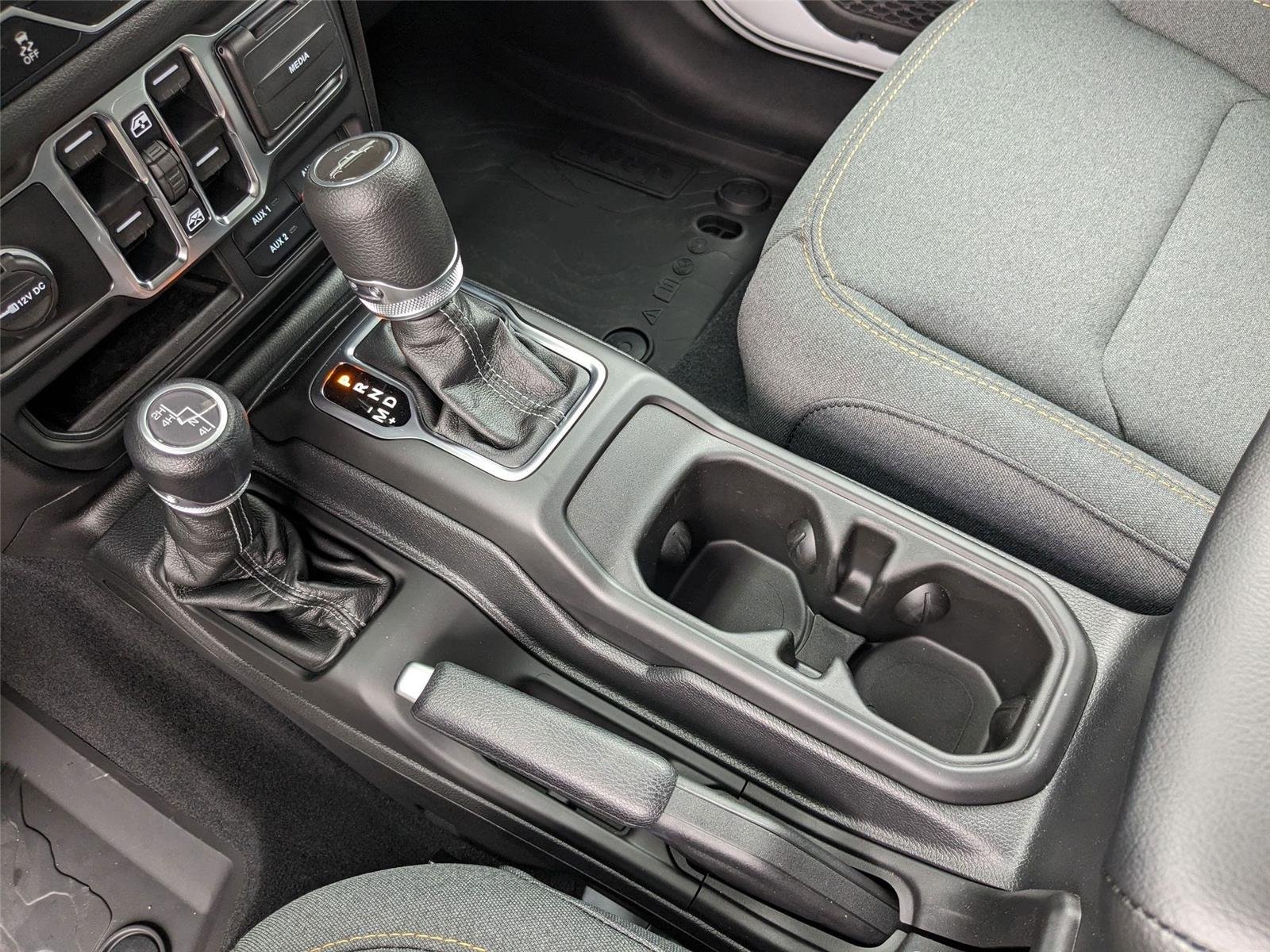 2025 Jeep Gladiator Sport S - Photo 13