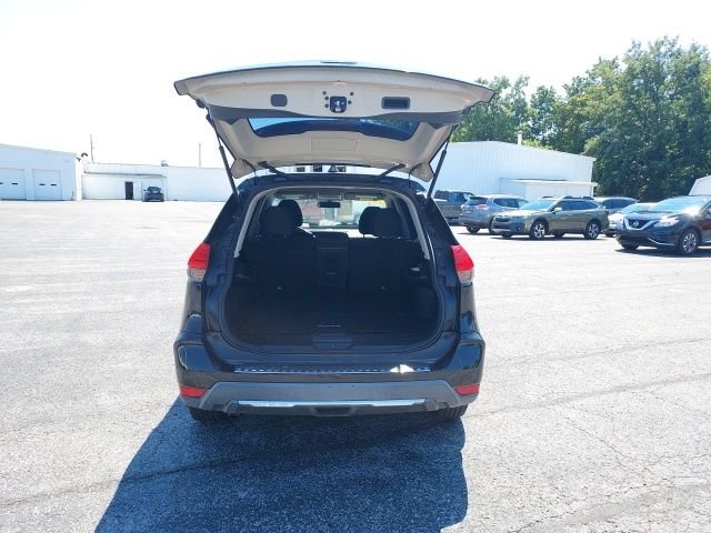 Used 2017 Black Nissan S image 7