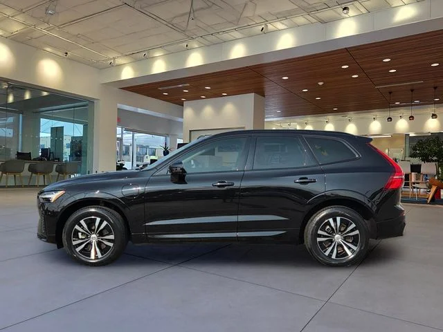 Used 2024 Black Volvo Core image 2