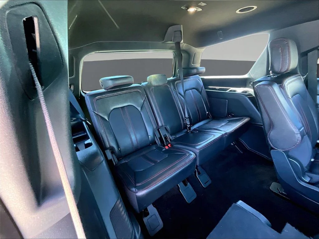 Used 2022 Black Ford Limited image 29