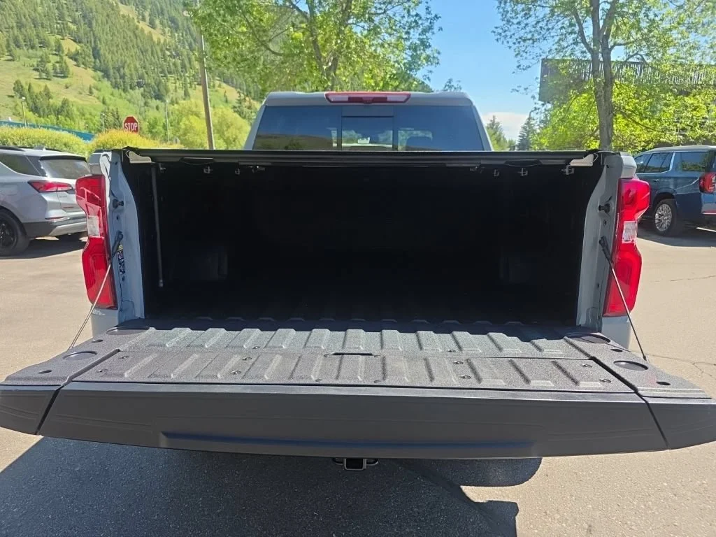 Certified Used 2024 Slate Gray Metallic Chevrolet ZR2 image 9