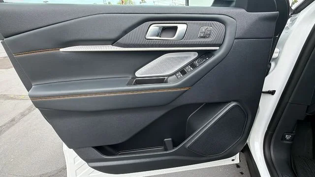 New 2026 Star White Metallic Tri-Coat Ford Tremor® image 52