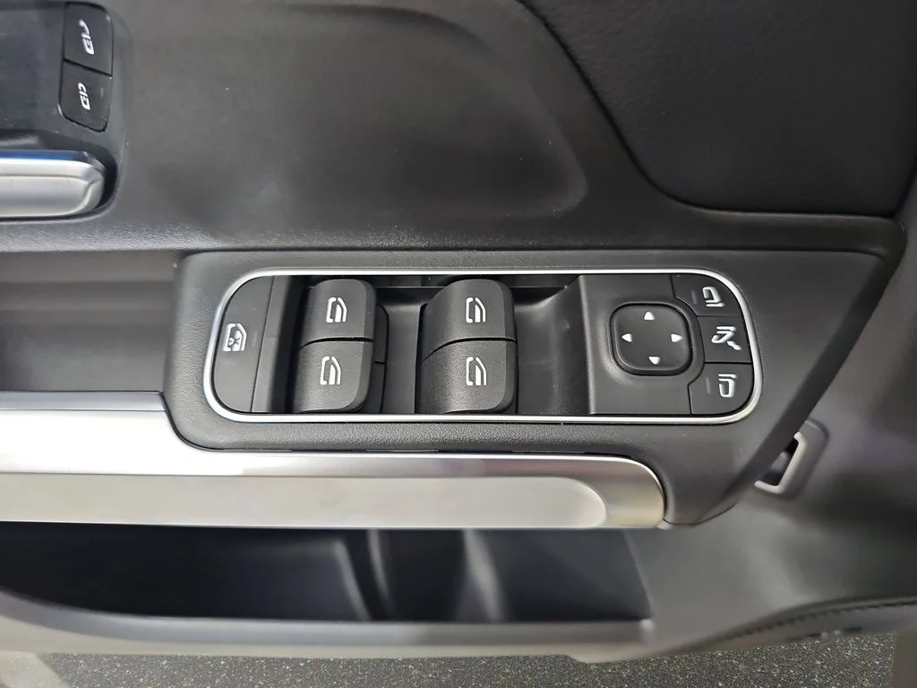 2026 Mercedes-Benz GLB GLB 250 - Photo 31