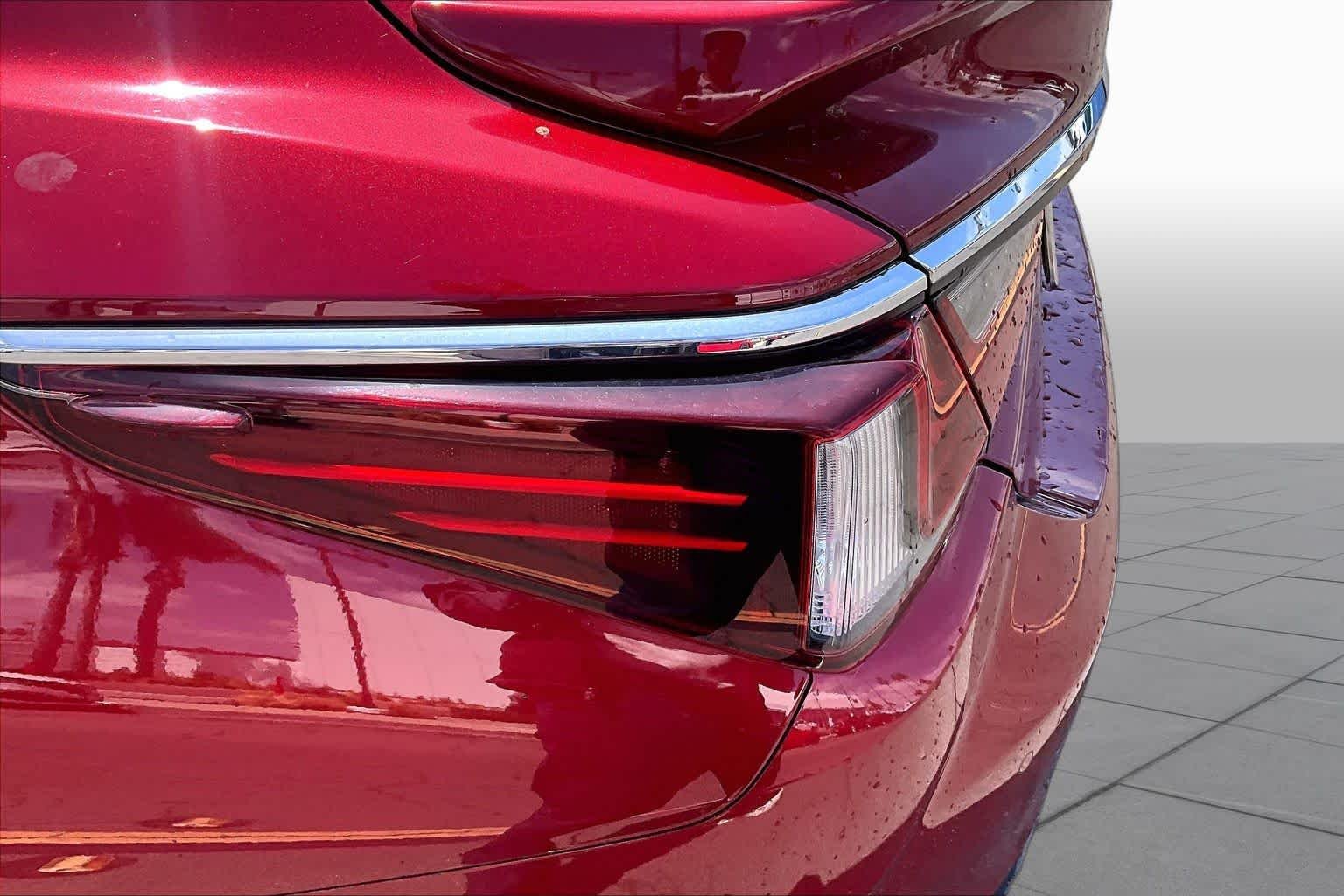Certified Used 2023 Matador Red Mica Lexus  image 29
