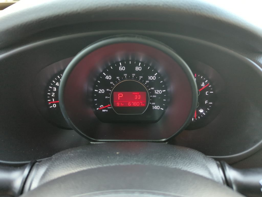 Used 2017 Gray Kia Base image 35