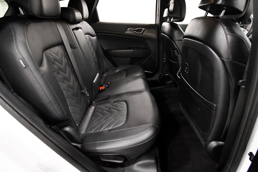 Certified Used 2025 White Kia X-Line image 17