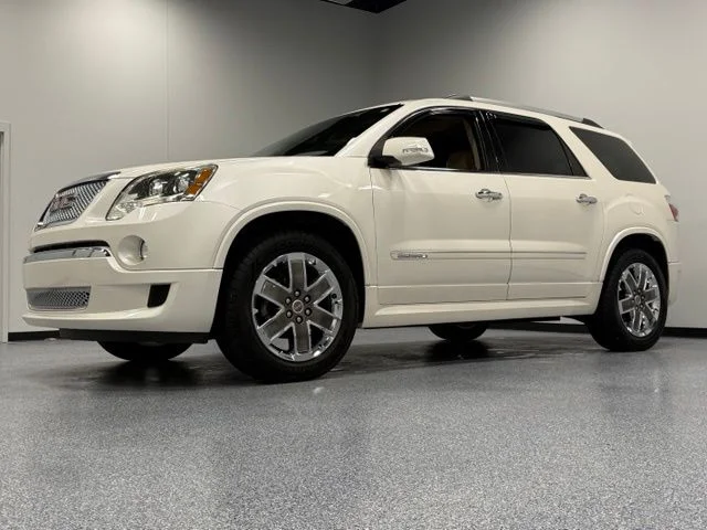 Used 2011 White GMC Denali image 4