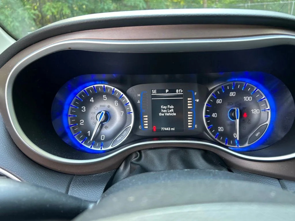 Used 2022 Black Chrysler LX image 19