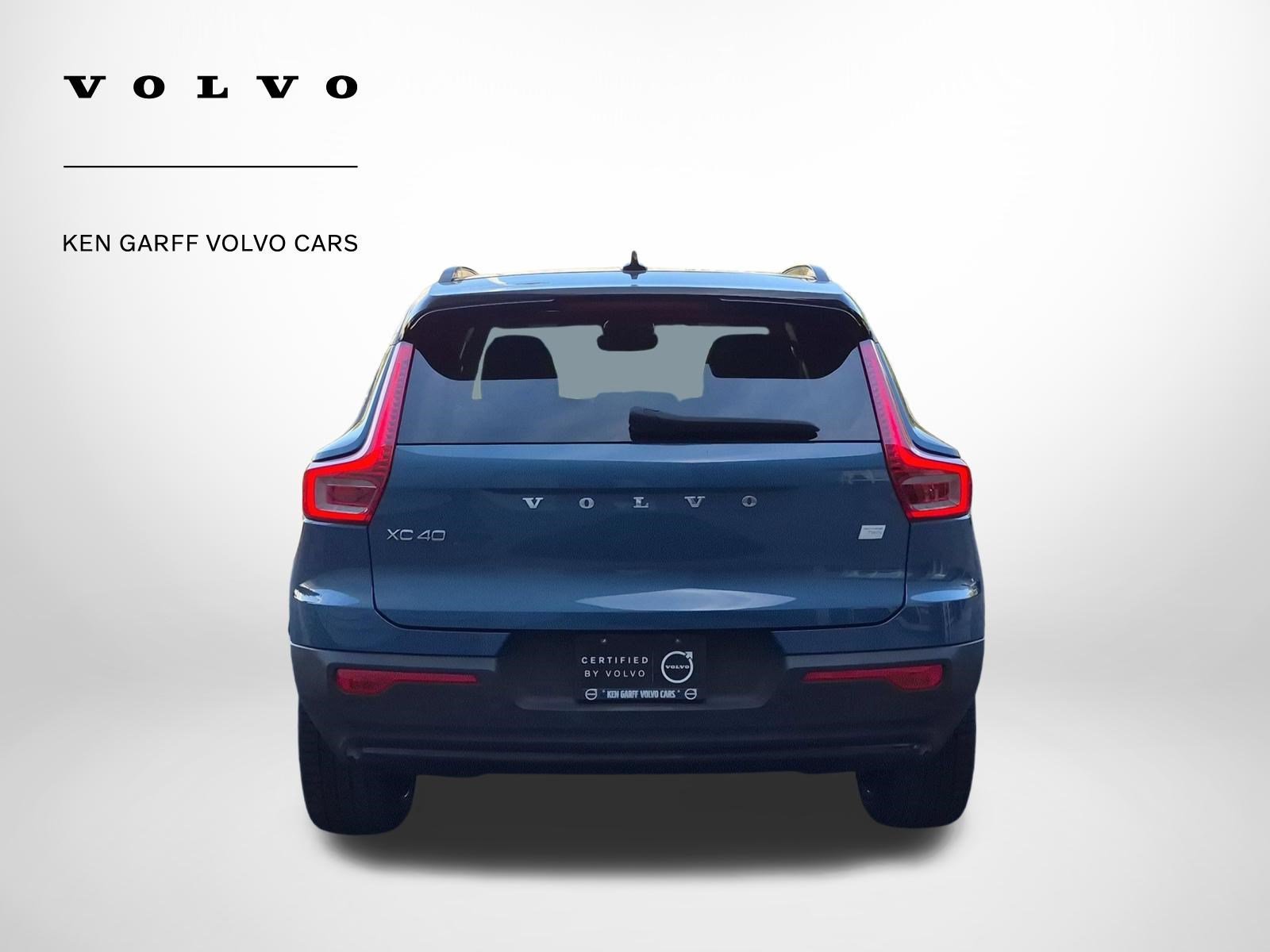 Certified Used 2023 Fjord Blue Volvo Ultimate image 5