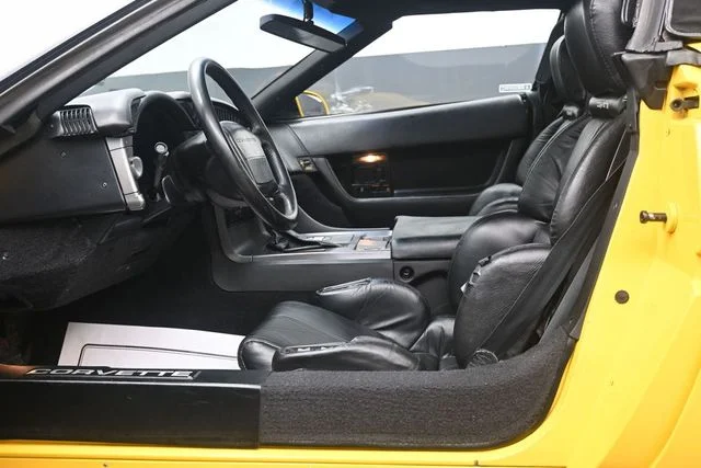 Used 1990 Yellow Chevrolet Base image 5