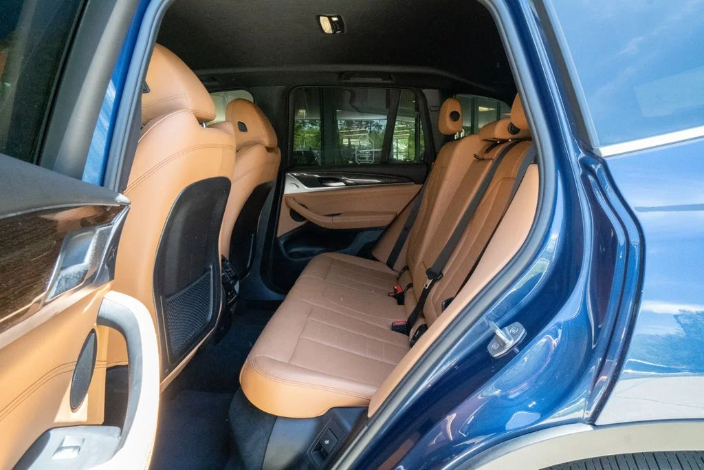 Used 2019 Blue BMW xDrive30i image 16