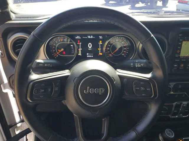 Used 2021 Bright White Clearcoat Jeep Texas Trail image 10