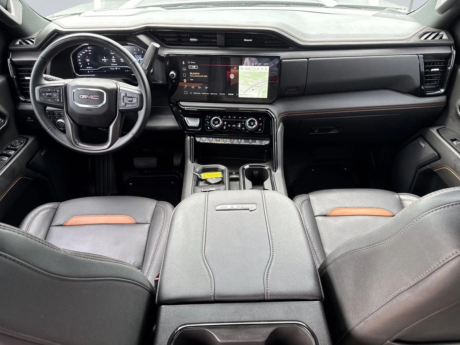 Used 2025 Sterling Metallic GMC AT4 image 13