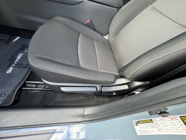 Used 2025 Gray Nissan SV image 13