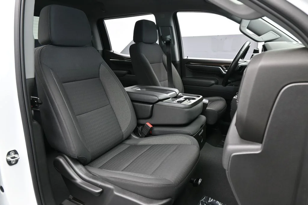 Used 2022 Summit White Chevrolet LT image 45